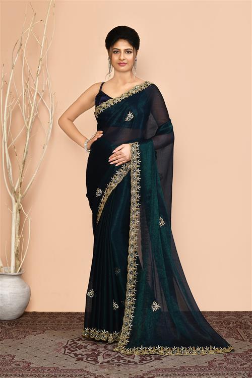 https://media.vinhemfashion.com/Images/FancytouchVol1VLS04LKZYE4SG7U/image/designer
